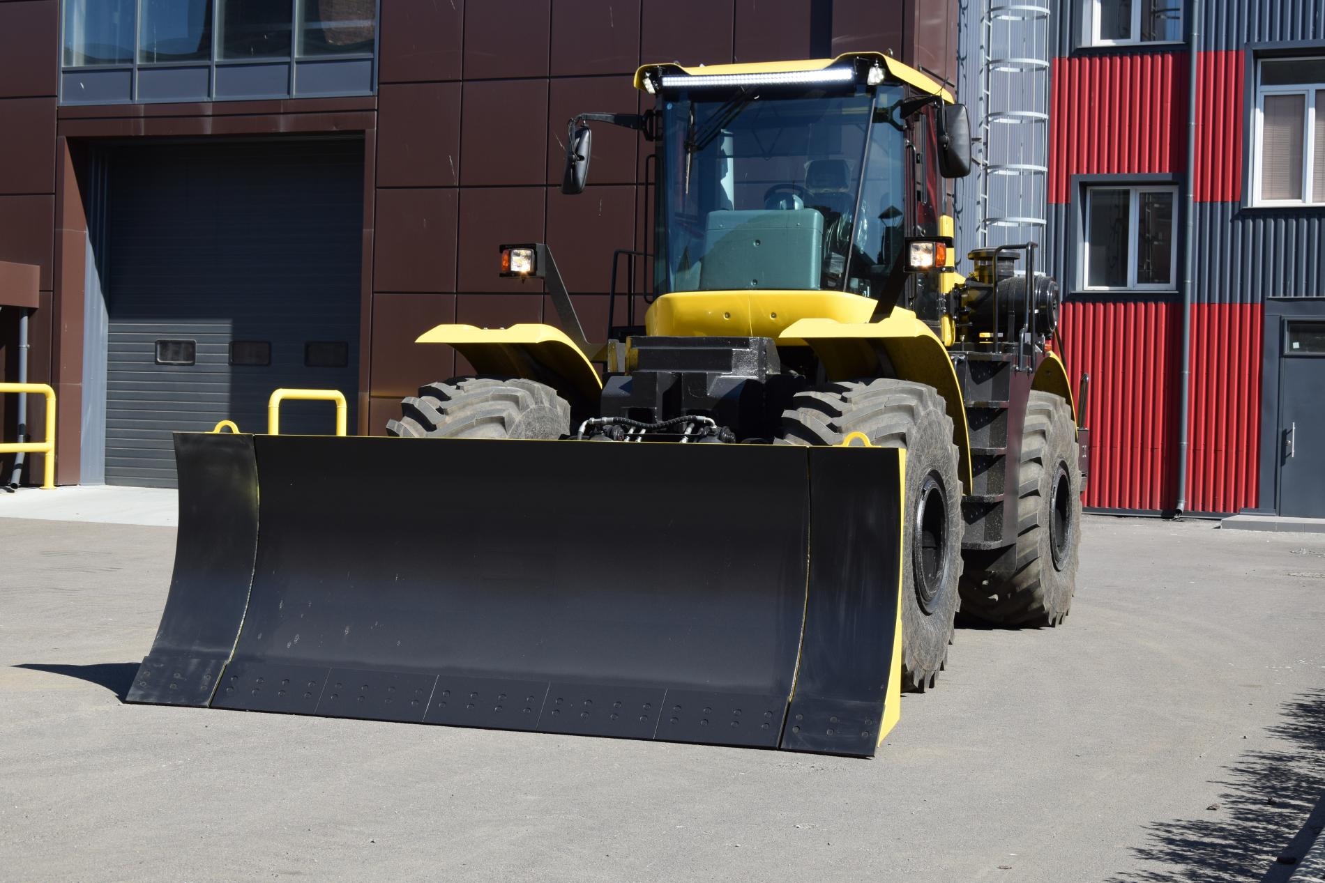 Бульдозер колёсный универсальный КИРОВЕЦ К-708 БКУ