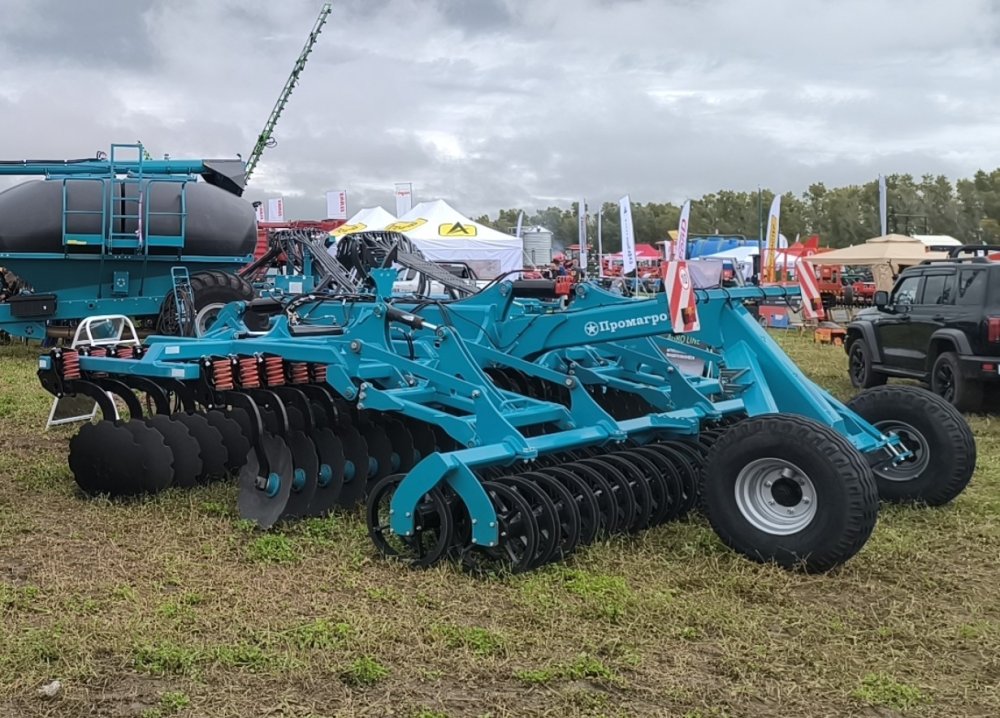 Борона дисковая мульчирующая полуприцепная складная Д-560ПС М2 "Доминанта" тандемный каток