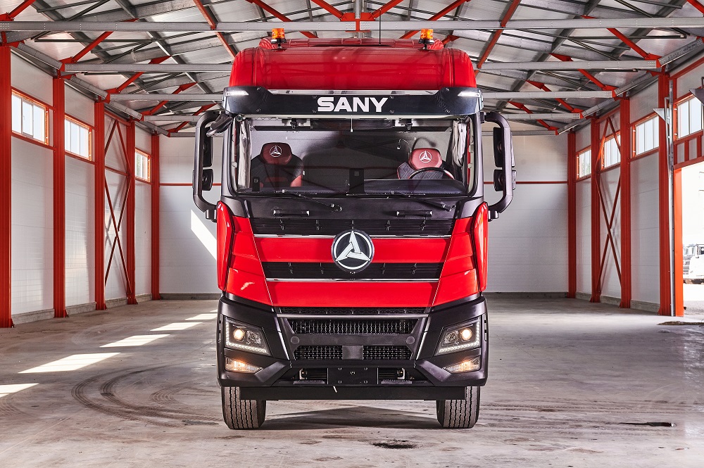 Седельный тягач SANY S585 6x4