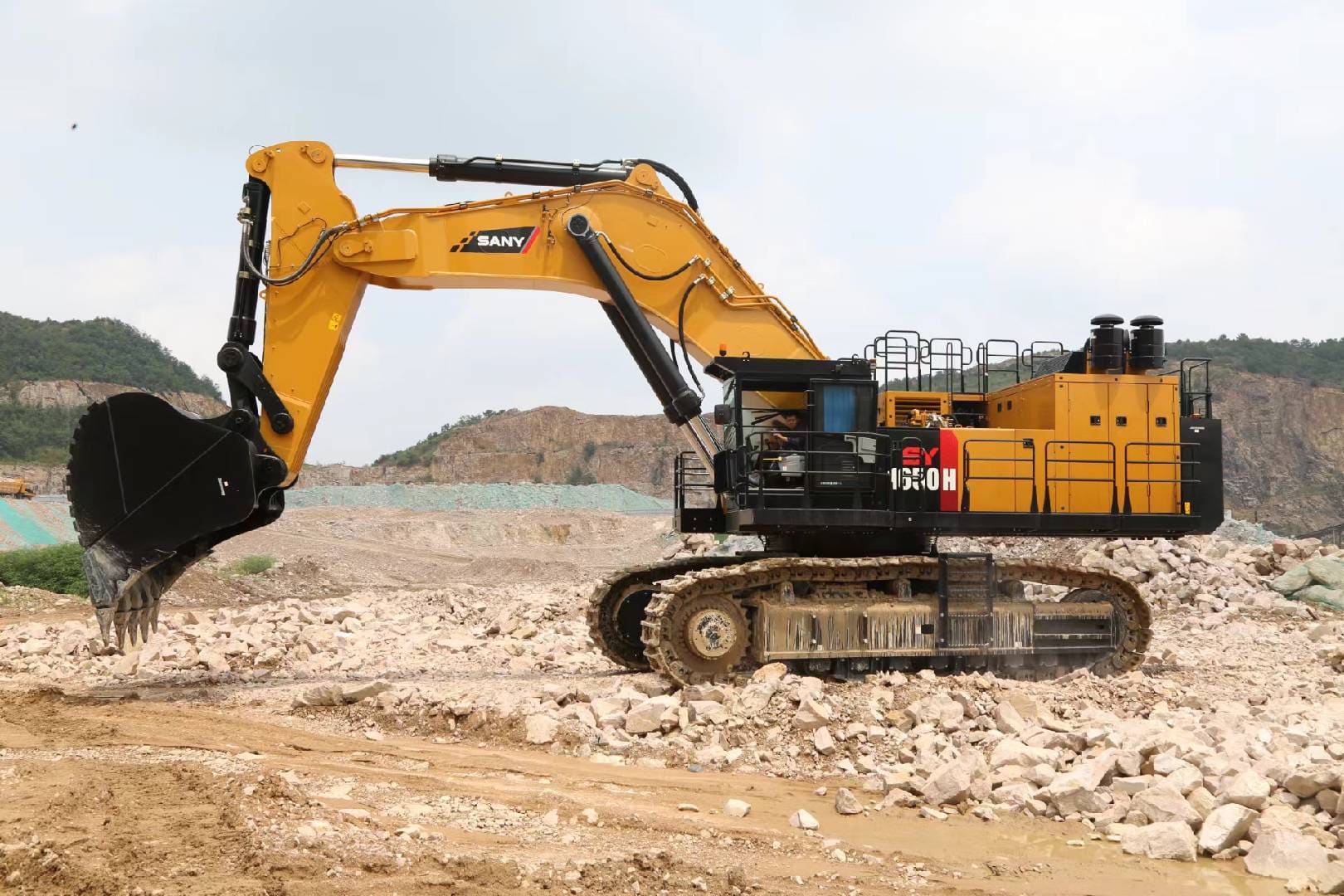 Экскаватор SANY SY1650H