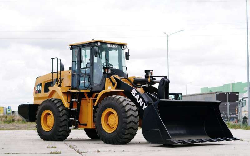 Фронтальный погрузчик SYL956H5