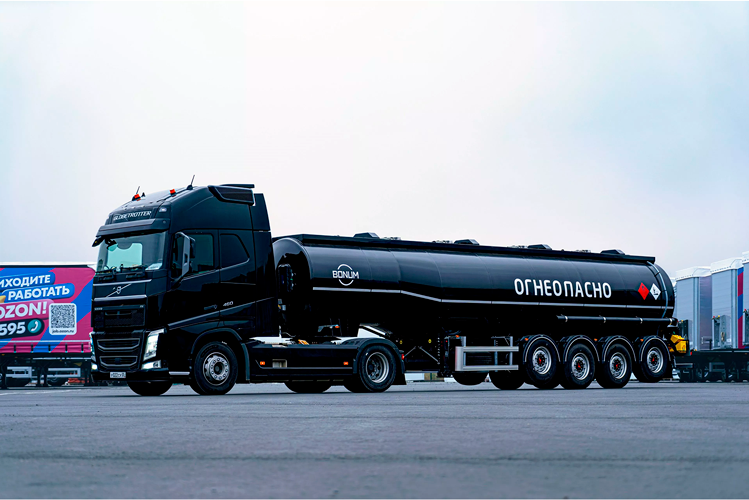 Бензовоз 32 м3 четырёхосный