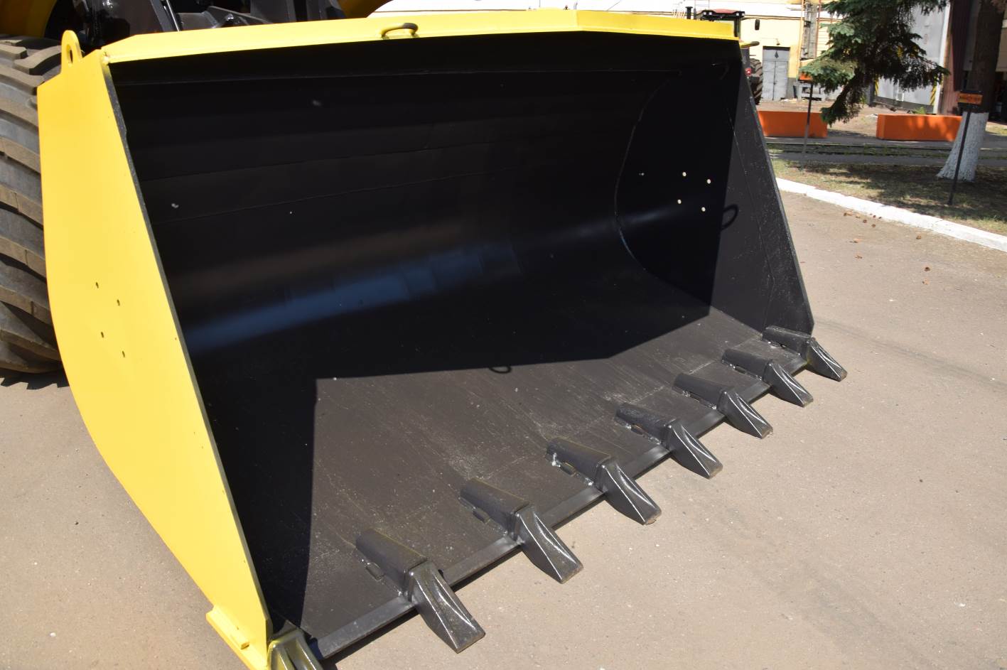 Фронтальный погрузчик КИРОВЕЦ К-708ПК6