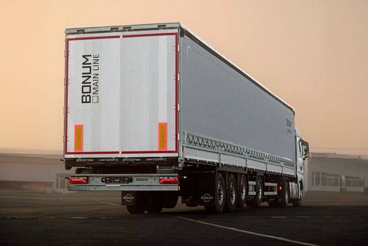 Шторно-бортовой полуприцеп 16,52 м с вынесенной осью