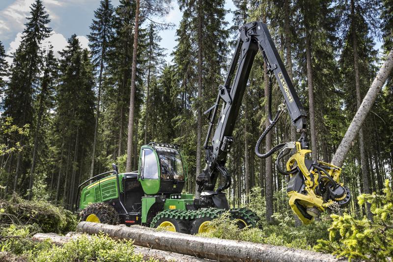 Харвестер John Deere 1270G