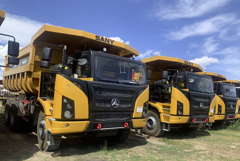 Карьерный самосвал SANY SKT105S
