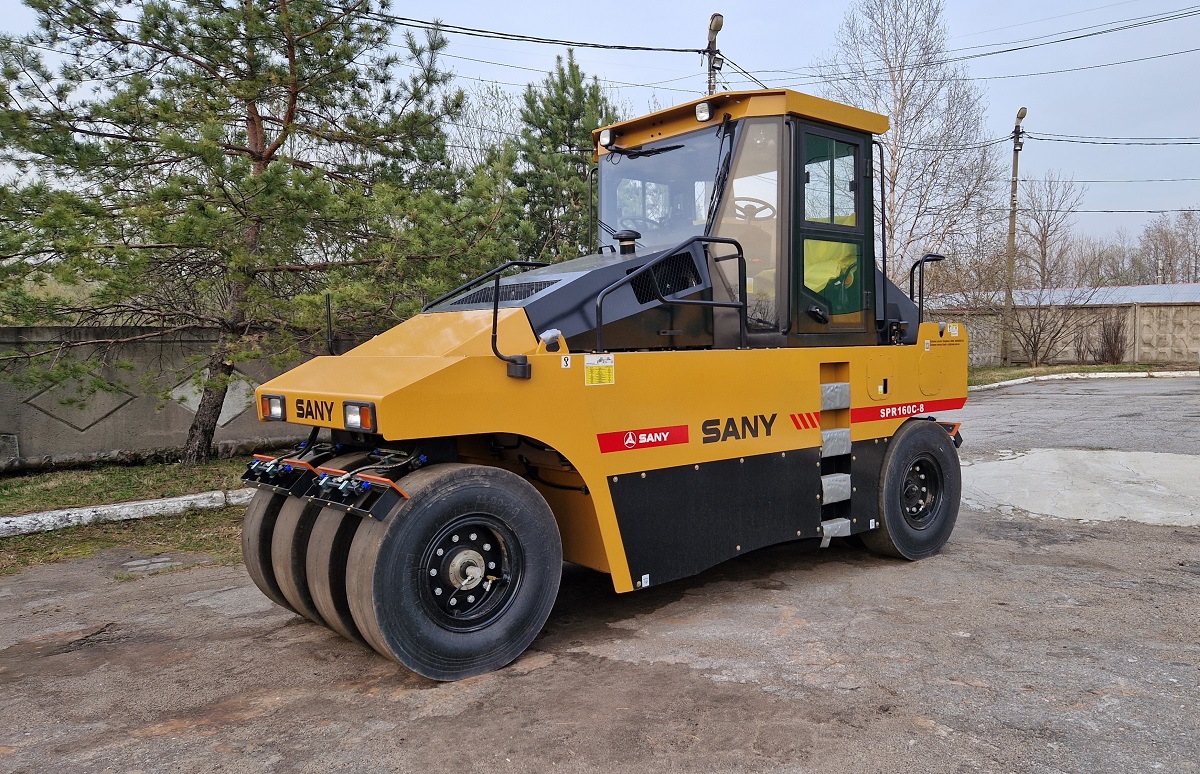 Каток SANY SPR160C-8