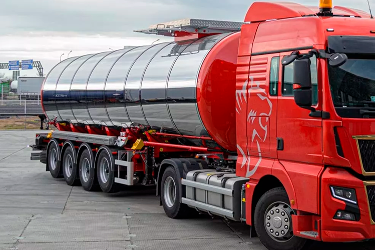 Нефтевоз 32 м3