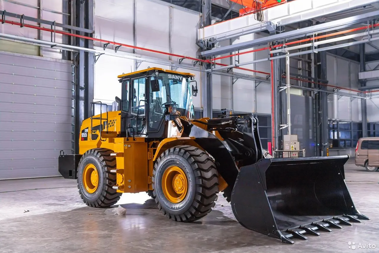 Фронтальный погрузчик SW955K1