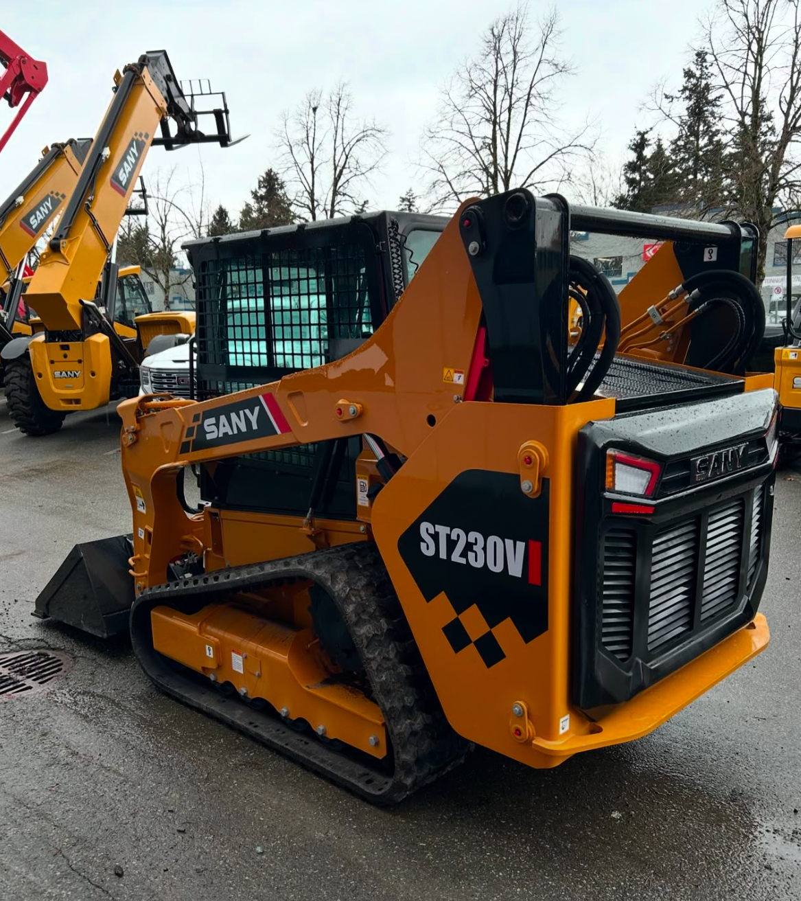 Мини-погрузчик SANY ST230V