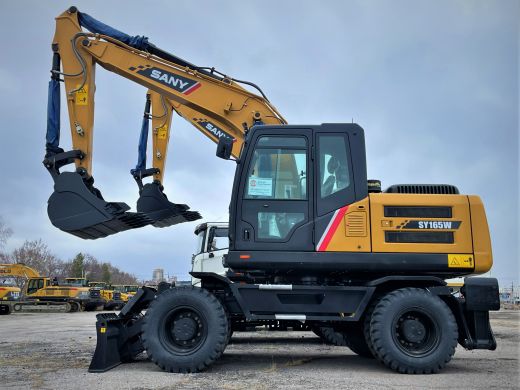 Колёсный экскаватор SANY SY165W