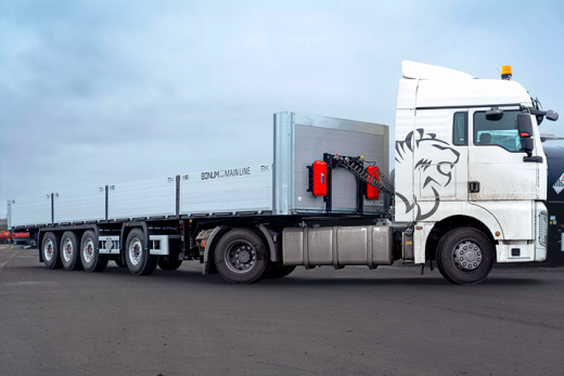 Бортовой полуприцеп 13,62 м с вынесенной осью для перевозки опасных грузов