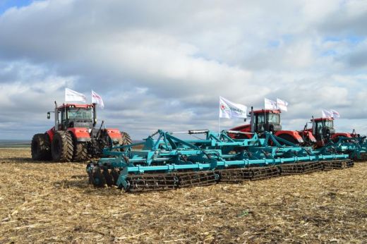 Лущильник дисковый легкий полуприцепной складной МЛ-10000ПС М «Вектор»