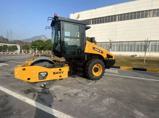 Каток SANY SSR80С-8