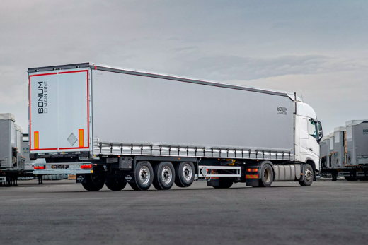 Шторный полуприцеп 13,62 м для перевозки опасных грузов