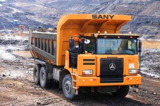 Карьерный самосвал SANY SKT90S