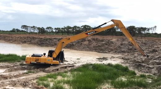 Экскаватор SY215C с длинной стрелой