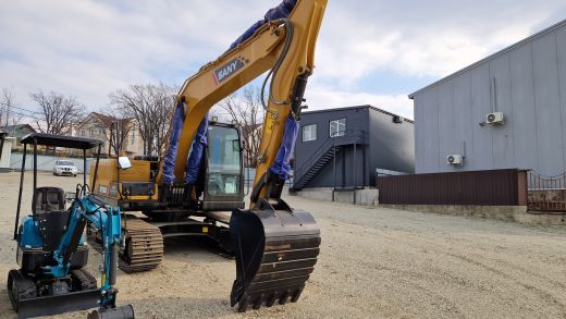 Экскаватор SY135C